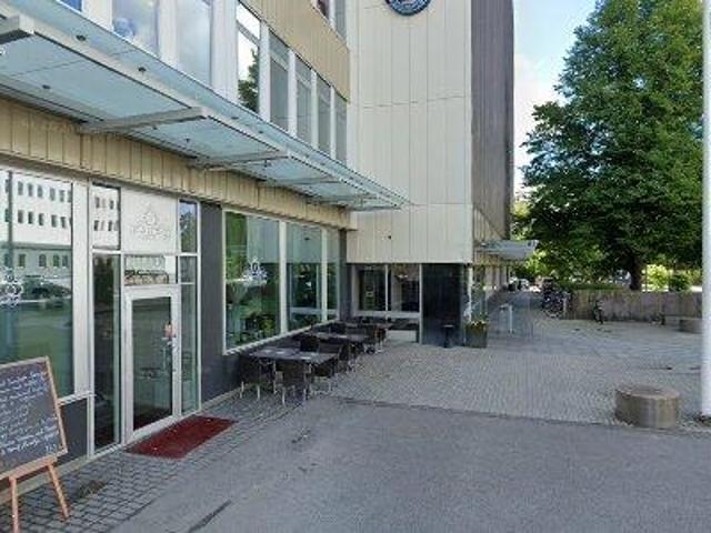 754 m2 kontor uthyres i Solna