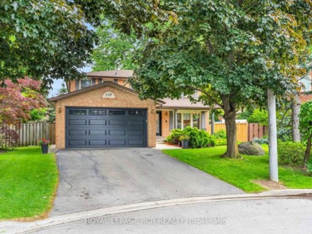 755 Cameron Court, Mississauga, ON, L5C 3B8 house for sale | Listing ID W13474 | Royal LePage