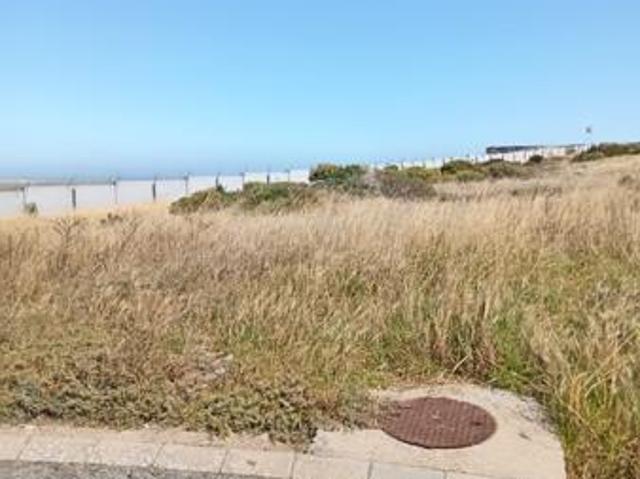 755 m² Land available in Hoogland