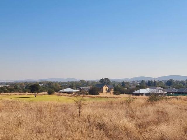 757 m² Land available in Parys Golf & Country Estate