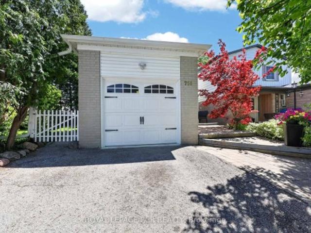 758 Beman Drive, Newmarket, ON, L3Y 4Z2 house for sale | Listing ID N13207 | Royal LePage