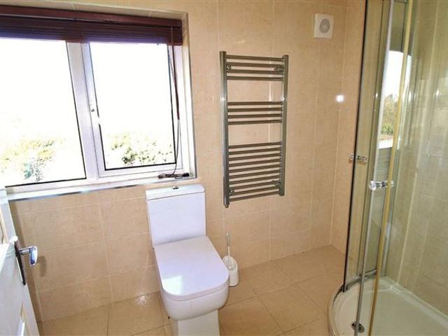 758 St Patricks Park, Celbridge, Co. Kildare DNG Lucan 4922 MyHome. Ie Residential