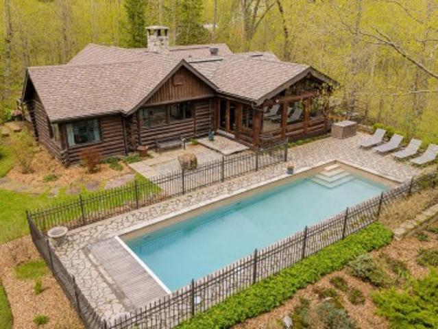 75 77 Ch. Log Village, Morin Heights, QC, J0R 1H0 house for sale | Listing ID 16963 | Royal LePage