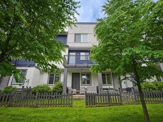 75 15 Mountain View Drive, Surrey, BC, V3Z 0W8 house for sale | Listing ID R3138 | Royal LePage