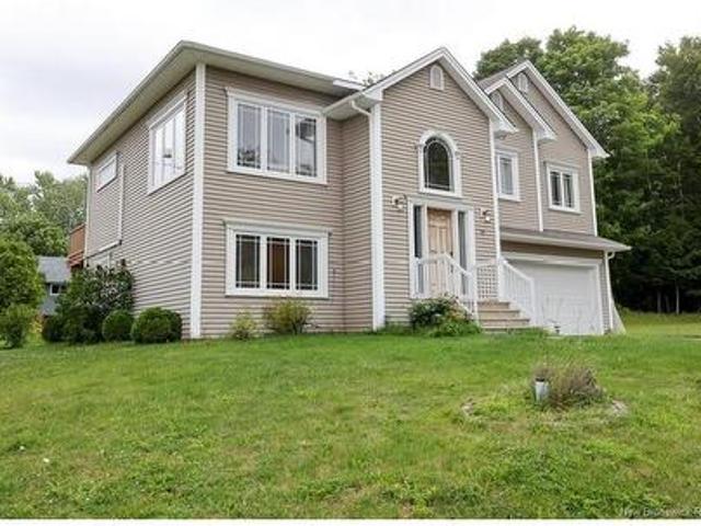 75 Whisperwood Dr, Fredericton, NB, E3C 0J8 house for sale | Listing ID NB144295 | Royal LePage