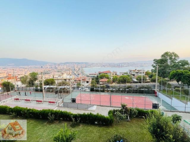 75.yıl Deniz Manzaralı Şehir Hastanesi Yakını Satılık 3+1 Daire