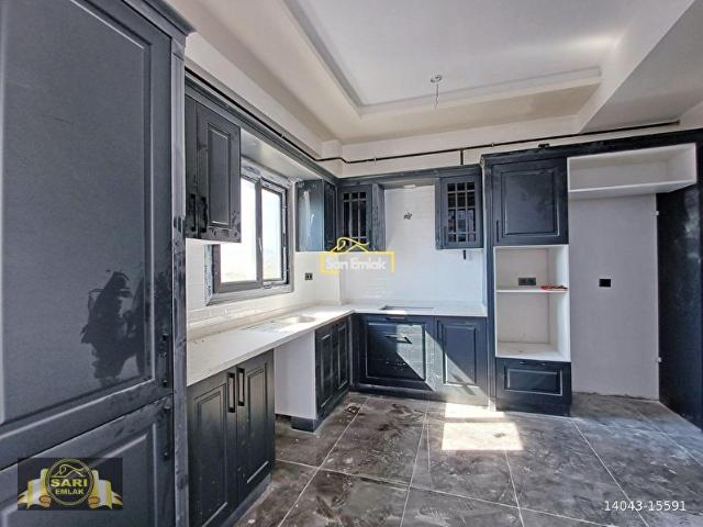 75.YIL MAHALLESİ HAVUZLU SİTEDE AÇIK CEPHELİ SATILIK 2+1 DAİRE