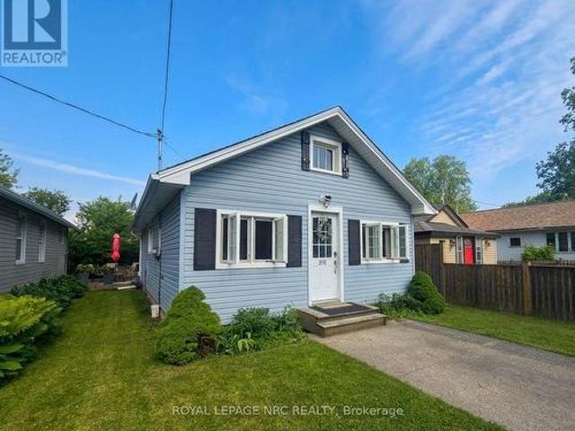 75 Cambridge Road E, Fort Erie, ON, L0S 1B0 house for sale | Listing ID X13420 | Royal LePage