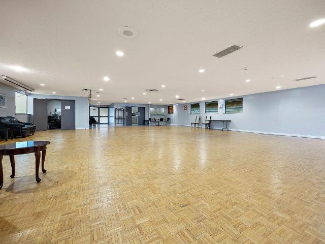 75 Charolais Boulevard 1 Bedroom Apartment for Rent at 75 Charolais Blvd, Brampton, ON L6Y 2R8 Brampton South