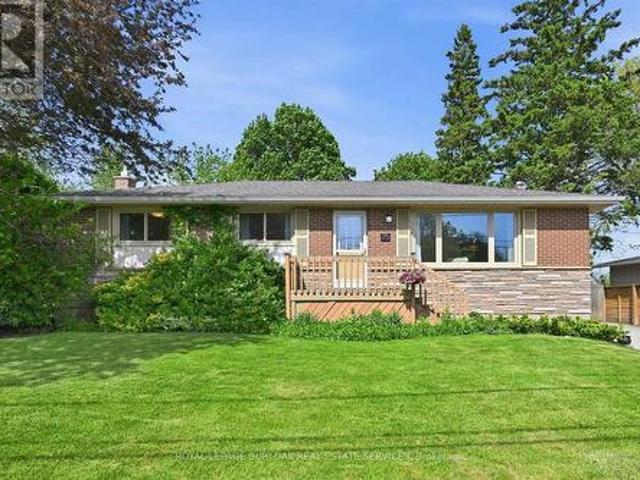 75 Flamboro Street, Hamilton, ON, L0R 2H0 house for sale | Listing ID X13211 | Royal LePage