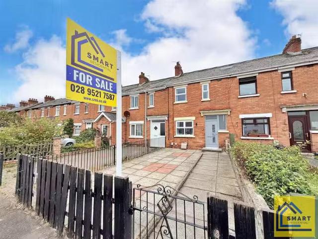 75 Larkfield Road