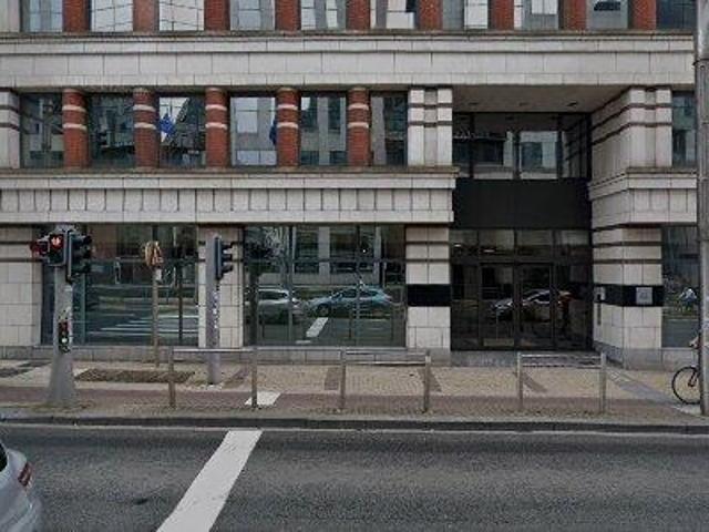 75 m2 office space for rent in Brussels Etterbeek