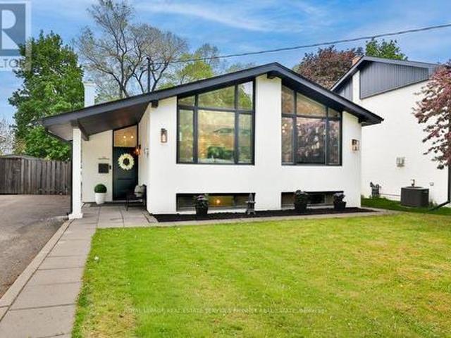 75 Rangoon Road, Toronto, ON, M9C 4N8 house for sale | Listing ID W13633 | Royal LePage