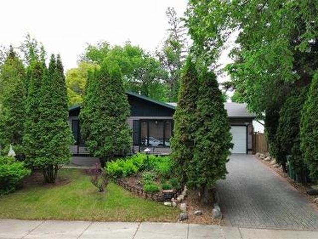 75 Richmond Crescent, Saskatoon, SK, S7K 1A9 house for sale | Listing ID SK039167 | Royal LePage