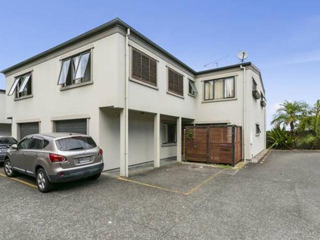 75L Hill Street Onehunga