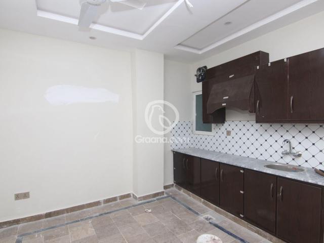 760 Ft² Flat for Sale