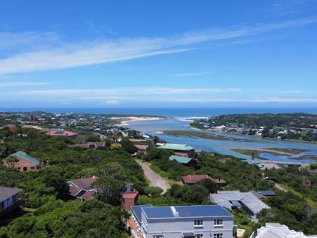 760 m² Land available in Merryhill