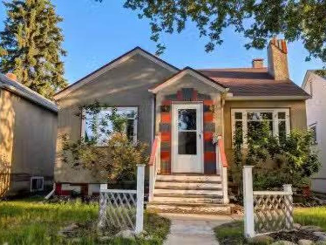 7611 112S Avenue, Edmonton, AB, T5B 0H4 house for sale List.