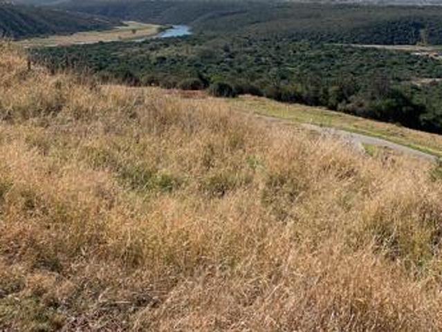 762 m² Land available in West Bank