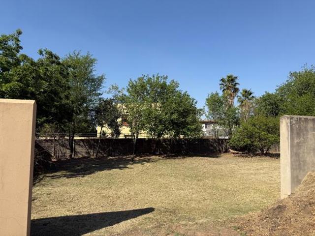 762 m² Land available in Die Heuwel