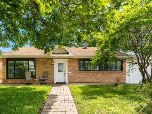 7630 Boul. Yves Prévost, Montréal Anjou, QC, H1K 1V3 house for sale | Listing ID 19728 | Royal LePage