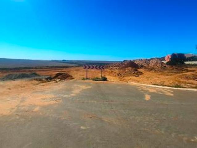 763 m² Land available in Vredenburg
