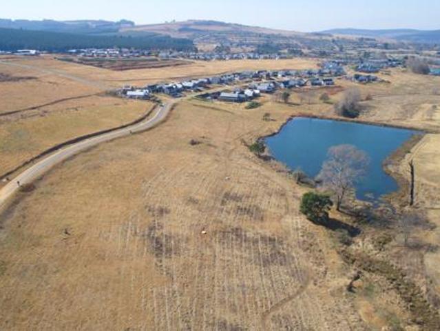 763 m² Land available in St Johns Village