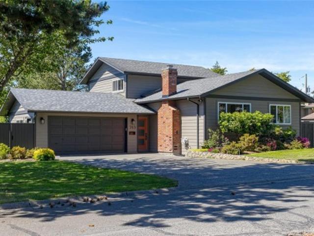 763 Viaduct Ave East, Saanich, BC, V8Z 6N3 house for sale | Listing ID 1040 | Royal LePage