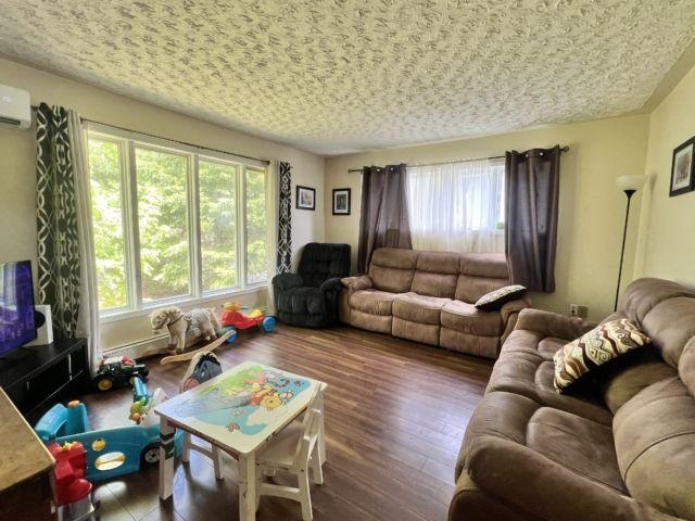 7652 Musquodoboit Harbour – 3 BR 1.5 BATHROOM LARGE FAMILY HOME AVAIL JULY 15