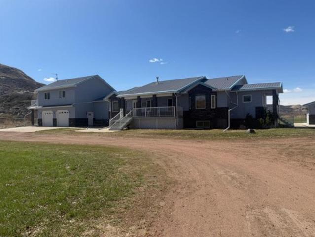 765 Excelsior Avenue, Drumheller, AB, T0J 0Y9 house for sale | Listing ID A2301 | Royal LePage