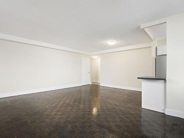 765 Steeles Avenue West 1 Bedroom Apartment for Rent at 765 Steeles Ave W, Toronto, ON M2R 2S7 Newtonbrook