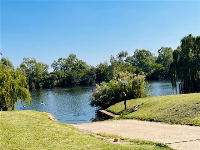 766 m² Land available in Parys Golf Estate
