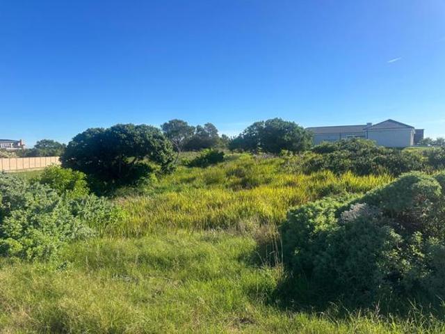 767 m² Land available in Paradise Beach