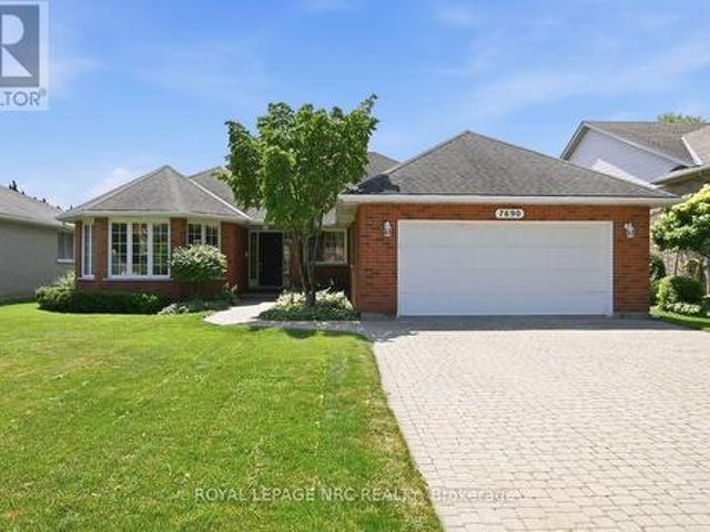 7690 Mount Carmel Boulevard, Niagara Falls Mt. Carmel, ON, L2H 2Y3 house for sale | Listing ID X13582 | Royal LePage
