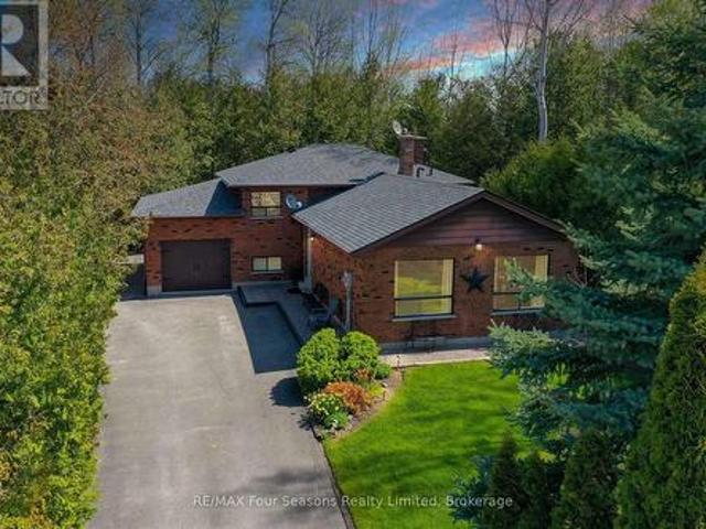 76 Arthur Street E, Blue Mountains, ON, N0H 2P0 house for sale | Listing ID X13128 | Royal LePage