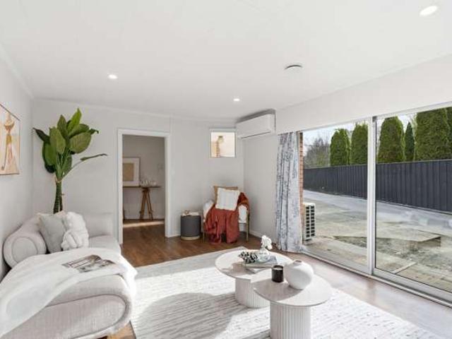 76 Avonhead Road, Avonhead, Christchurch City