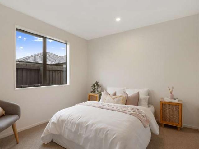 76 Blakes Road, Belfast, Christchurch City