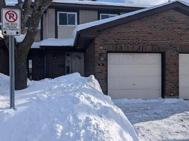 76 Clarkson Crescent W, Ottawa, ON, K2L 3E2 townhouse for sale | Listing ID X11994 | Royal LePage
