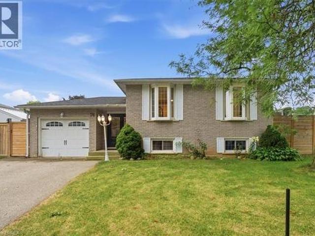 76 Enfield Crescent, Brantford, ON, N3P 1B2 house for sale | Listing ID 40849 | Royal LePage