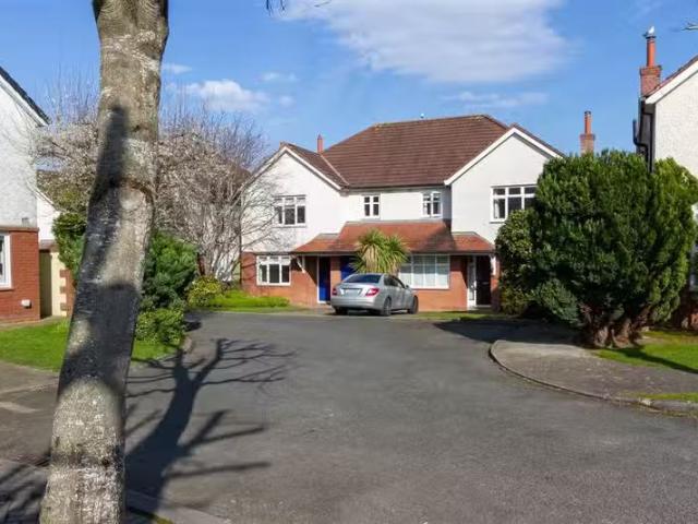 76 Hampton Park, Saint Helen`s Wood, Booterstown, County Dubli.