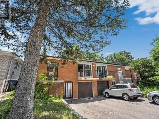 76 Harrington Crescent, Toronto, ON, M2M 2Y5 house for sale | Listing ID C13464 | Royal LePage