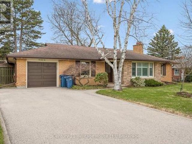 76 Kensington Street, Guelph Riverside Park, ON, N1E 3P7 house for sale | Listing ID X12990 | Royal LePage
