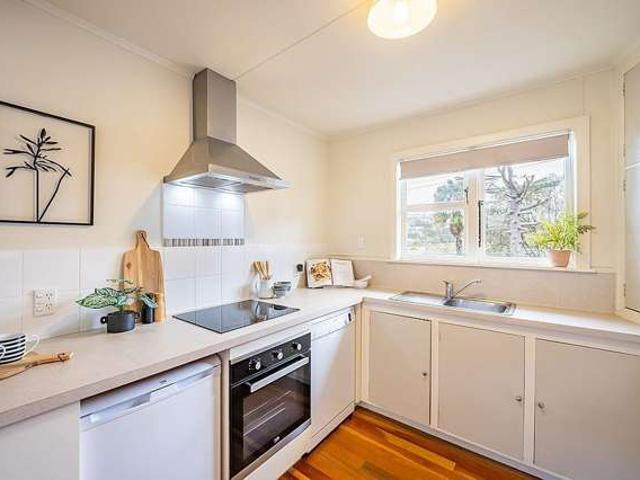 76 Lord Street, Stokes Valley, Lower Hutt City