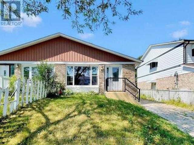 76 Lowry Square, Toronto, ON, M1B 1N6 house for sale | Listing ID E12274 | Royal LePage