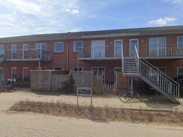 76 m2 lejlighed for rent i Viby J
