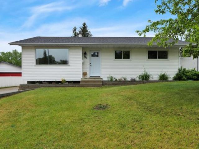 76 Merrywood Crescent, Sherwood Park, AB, T8A 0M7 house for sale | Listing ID E4493 | Royal LePage