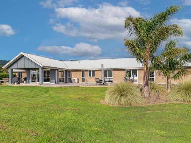 76 Pohutukawa Drive, Levin, Horowhenua