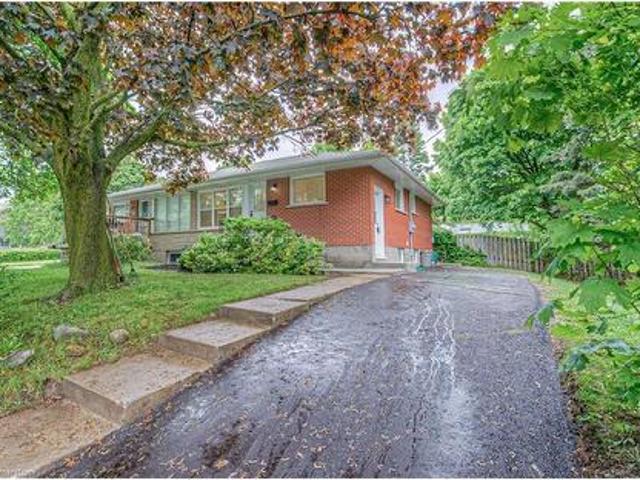 76 Ravine Drive, Cambridge, ON, N1R 2W8 house for sale | Listing ID 40744 | Royal LePage