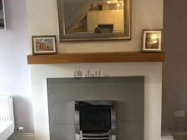 76 st kevins square cork, Cork City Centre is for rent