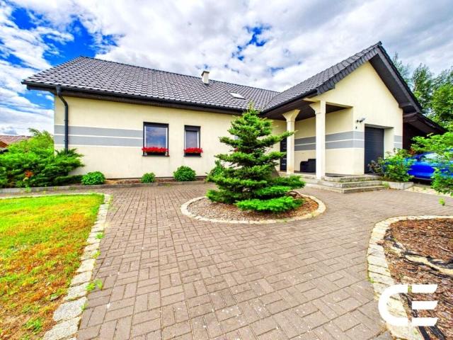 76m 275 m², Ligota Mała